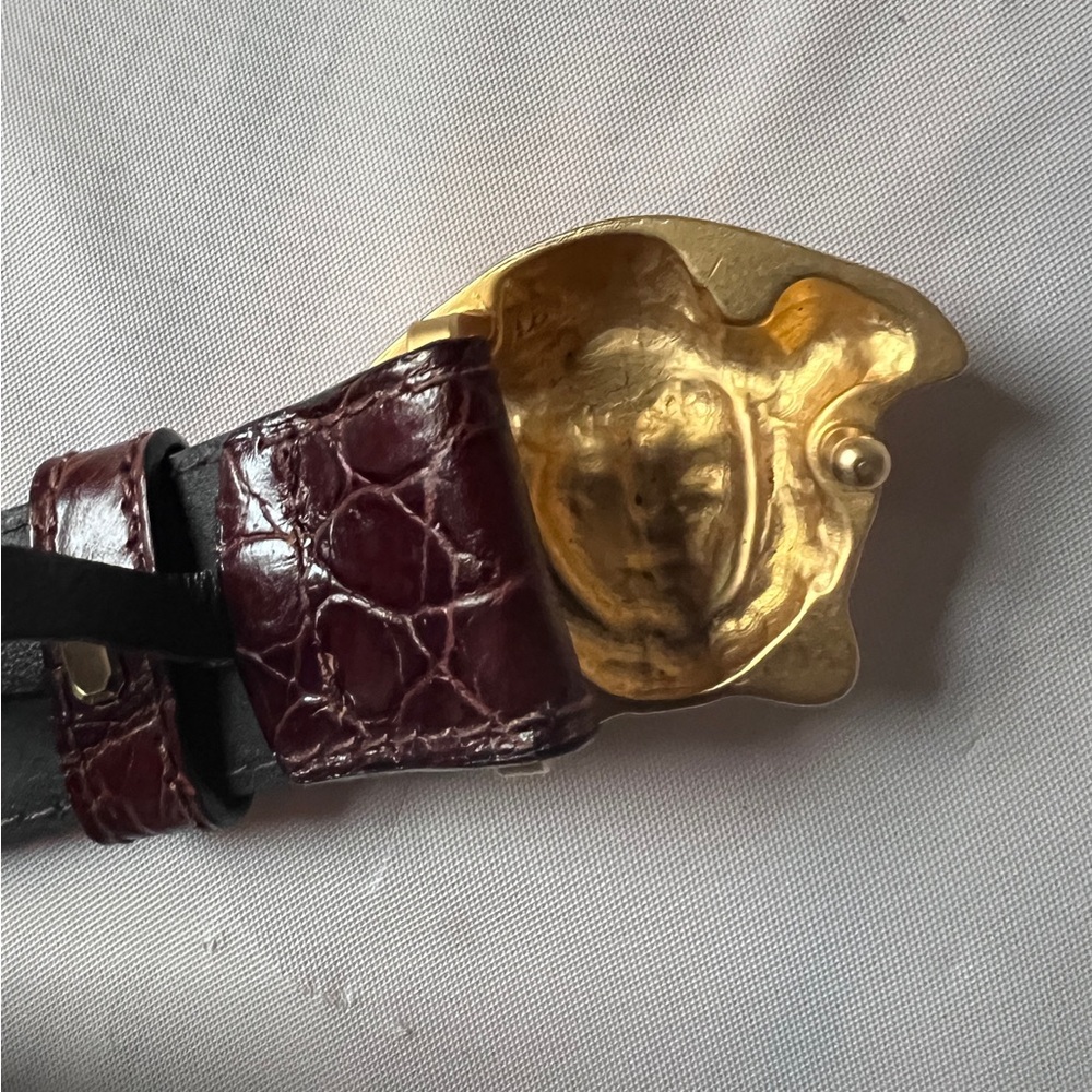 vintage Versace leather belt crocodile-embossed Medusa head brown adjustable - Picture 5 of 13